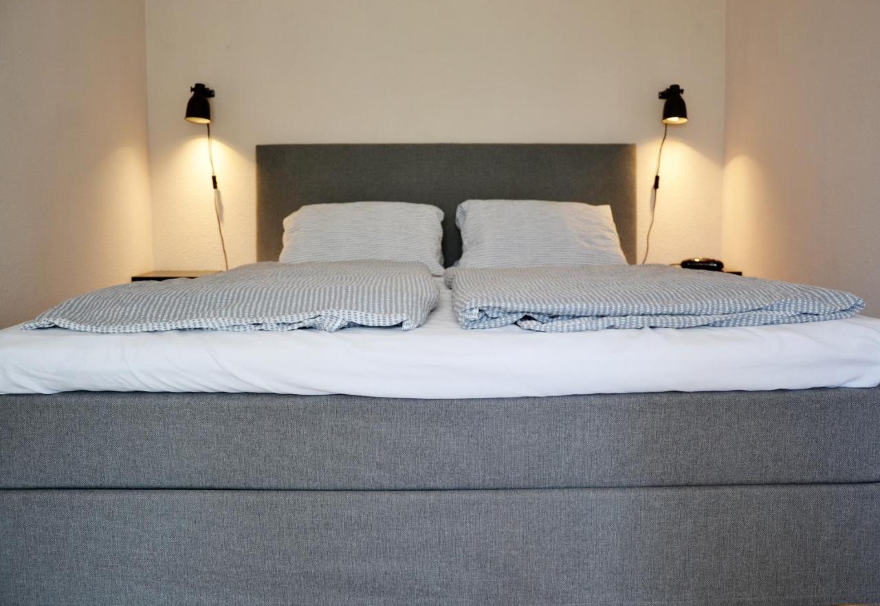 Anna Apartment Budaors Luaran gambar
